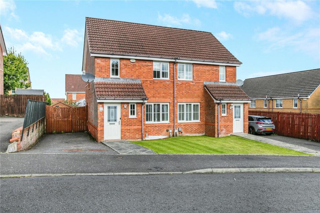 Main image of property: Newmilns Gardens, Blantyre, Glasgow, South Lanarkshire, G72