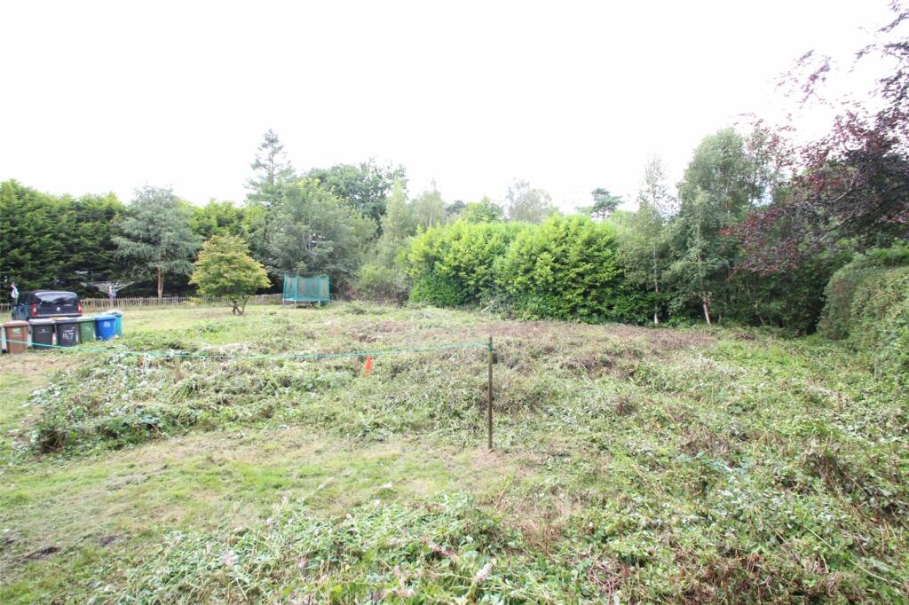 Land for sale in Cumbernauld Road, Stepps, Glasgow, G33
