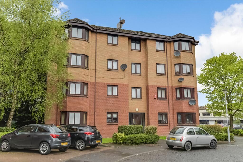 1 bedroom flat for sale in Lion Bank, Kirkintilloch, Glasgow, G66