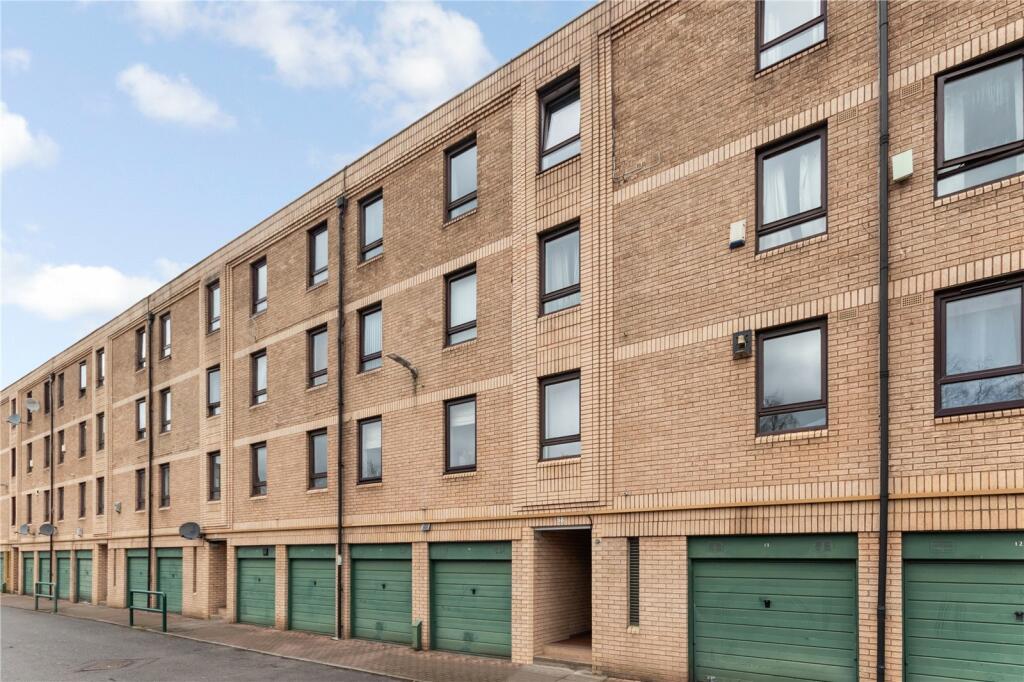 2 bedroom flat for sale in Milnpark Gardens, Glasgow, G41