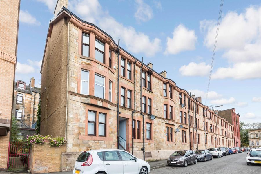 1 bedroom flat for sale in Baker Street, Shawlands, Glasgow, G41