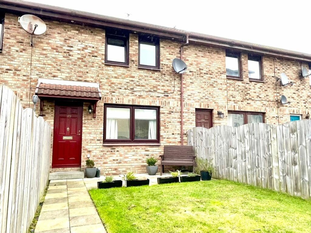 3 bedroom terraced house for sale in Shiskine Drive, Maryhill, Glasgow, G20