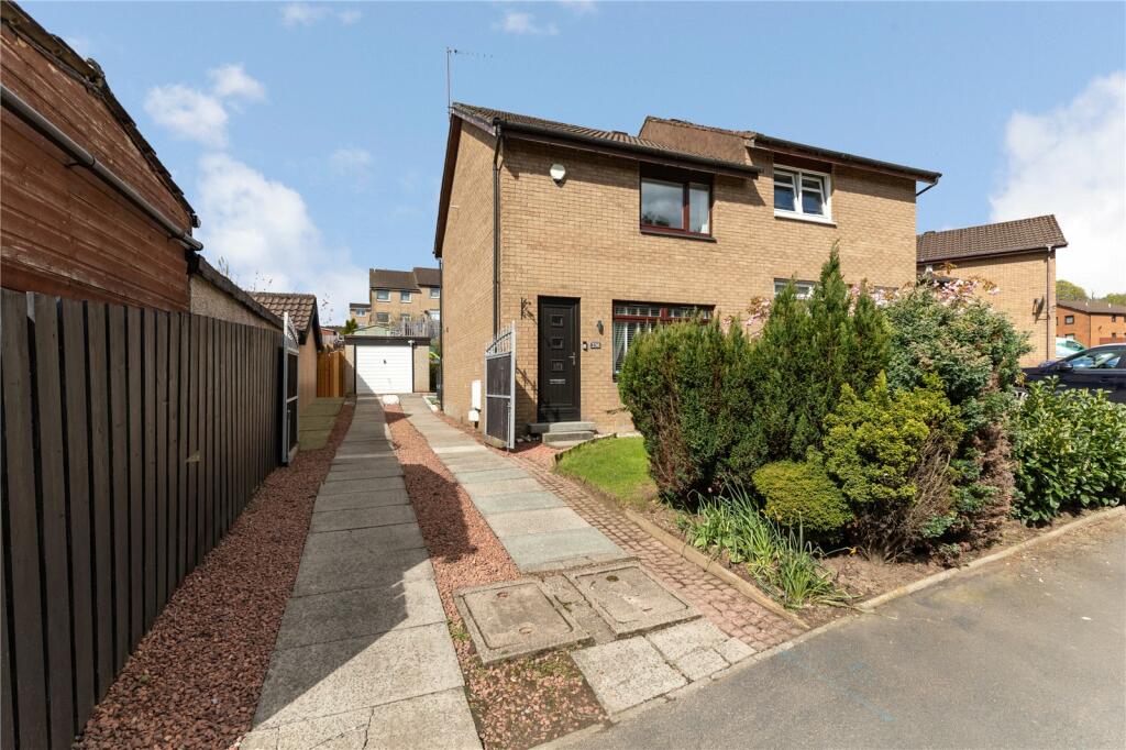 2 bedroom semi-detached house for sale in Broughton Road, Summerston, Glasgow, G23