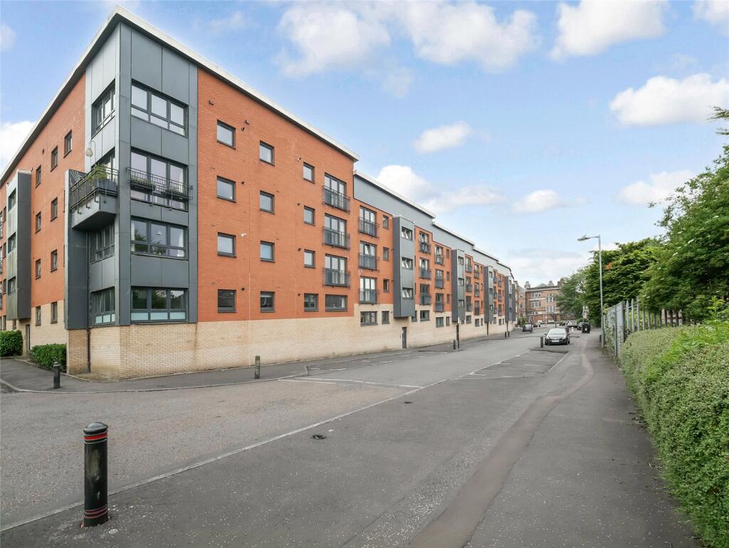 Main image of property: Avenuepark Street, North Kelvinside, Glasgow, G20