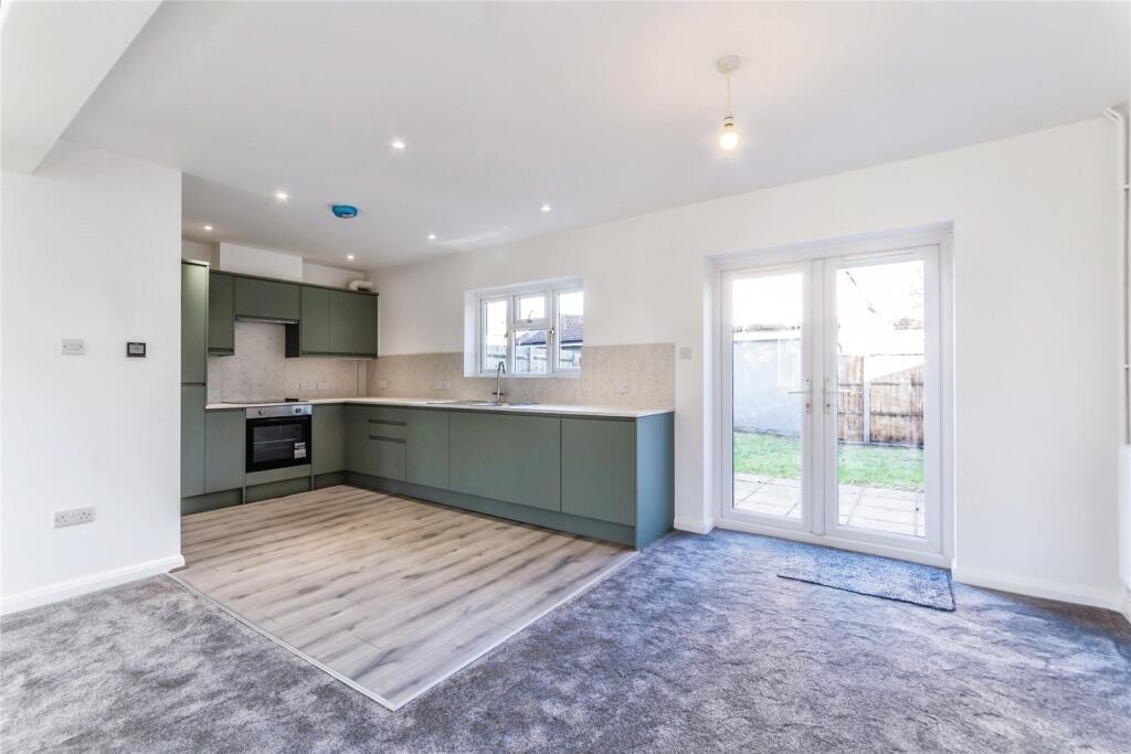 Main image of property: Brighton Road, Salfords, Redhill, Surrey, RH1