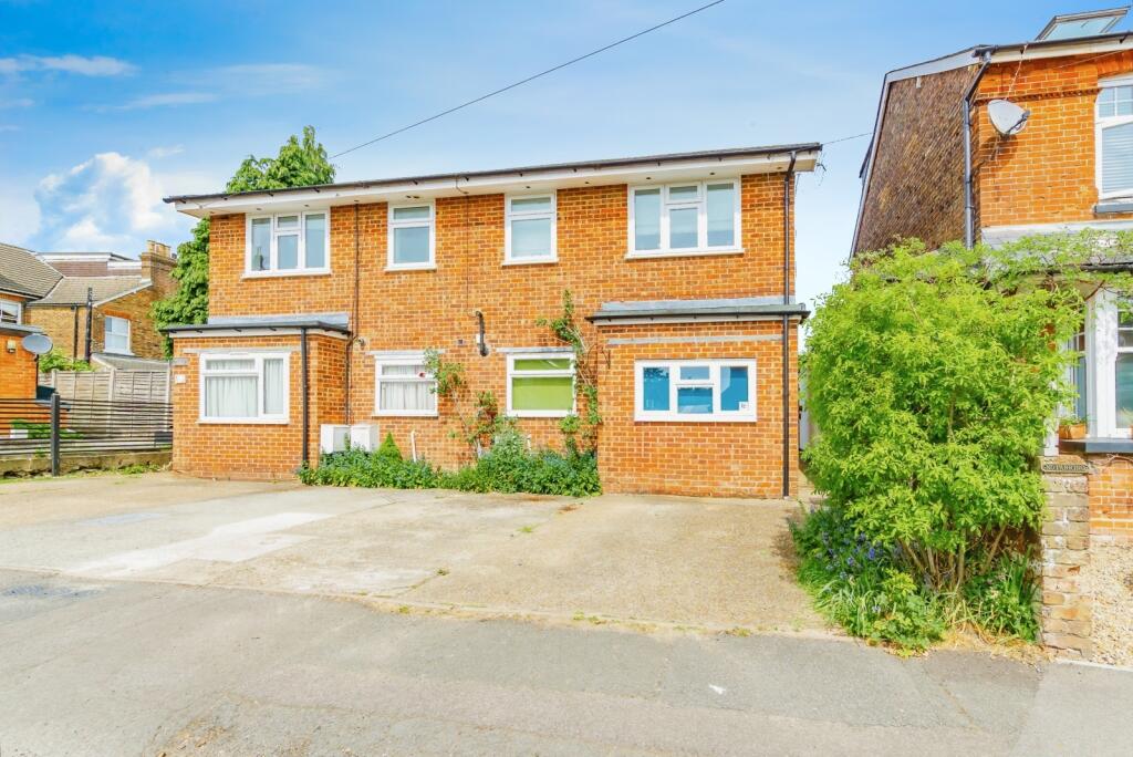 Main image of property: Endsleigh Road, Merstham, Redhill, Surrey, RH1