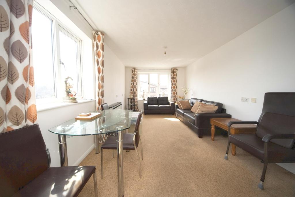 1 bedroom flat for sale in Churchill Court, Ainsley Close, London, N9
