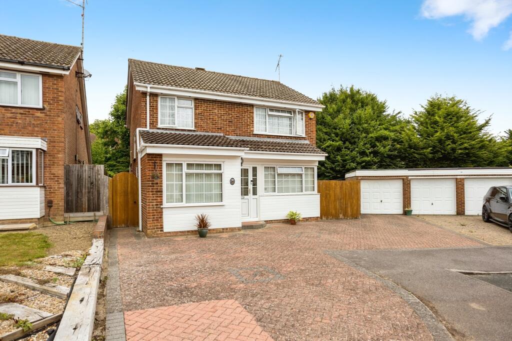 Main image of property: Cissbury Hill, Crawley, West Sussex, RH11