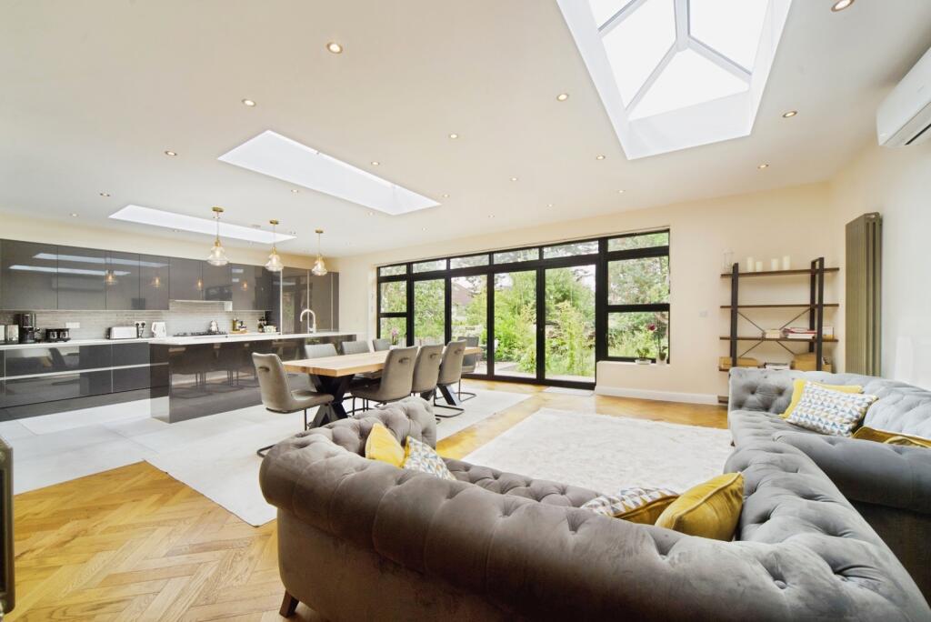 Main image of property: Wilmer Way, LONDON, London, N14