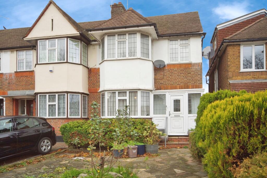 Main image of property: Osidge Lane, LONDON, London, N14