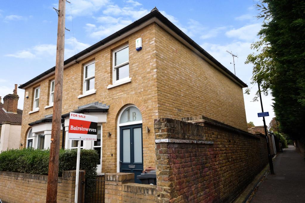 2 bedroom semidetached house for sale in Maynard Road, Walthamstow
