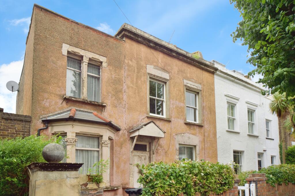 Main image of property: Grosvenor Park Road, London, E17