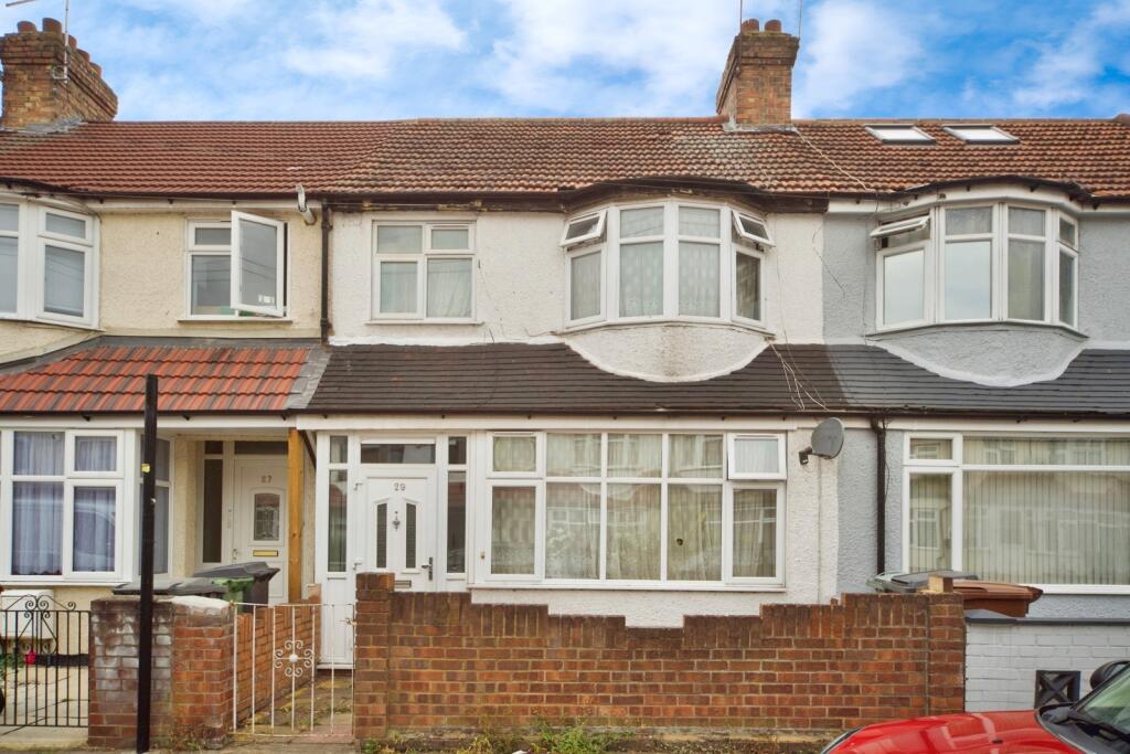 Main image of property: Warwick Road, Walthamstow, E17