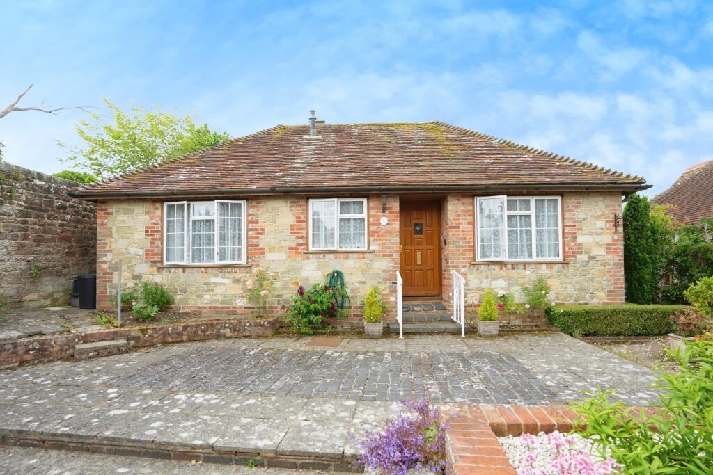 Main image of property: High Street, Petworth, West Sussex, GU28