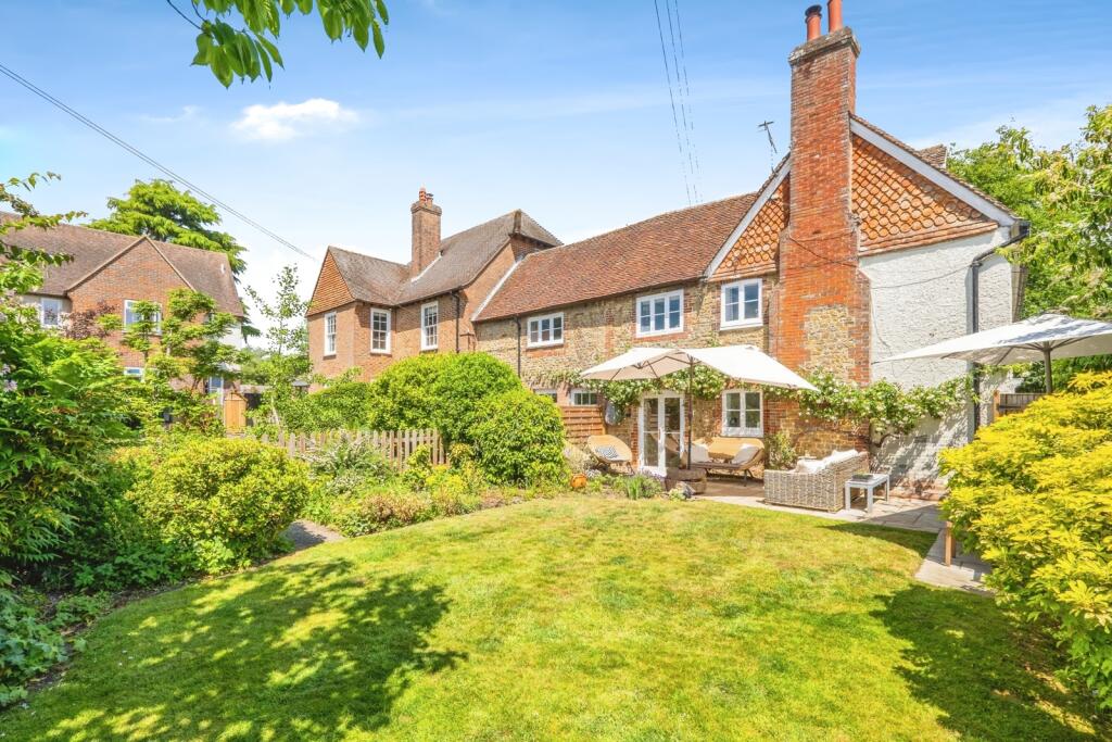 Main image of property: North Street, Midhurst, West Sussex, GU29