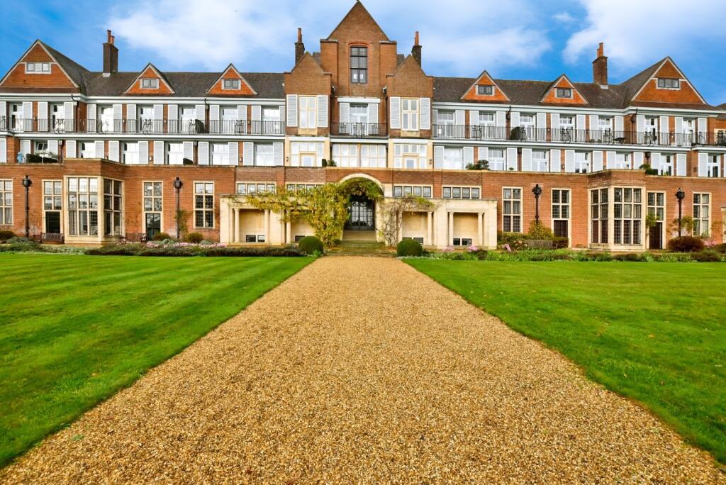 Main image of property: Kings Drive, Midhurst, West Sussex, GU29