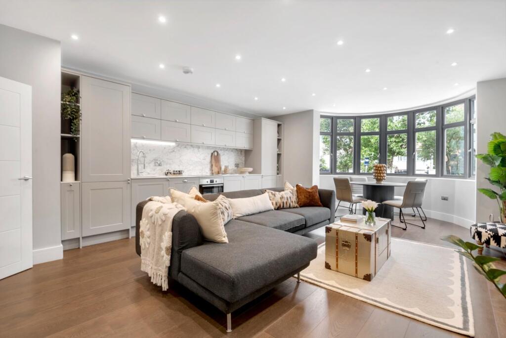 Main image of property: Brondesbury Park, London