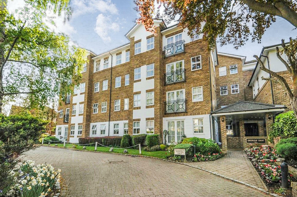 Main image of property: Oakleigh Park North, Oakleigh Park, N20