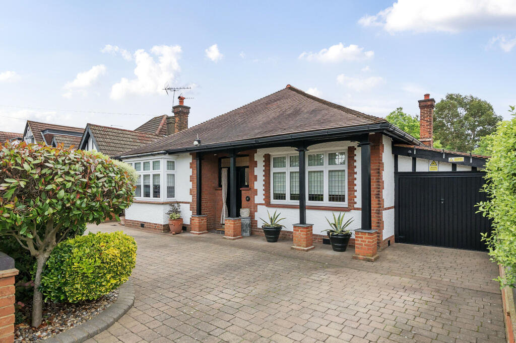 Main image of property: Myddelton Park, Whetstone, N20