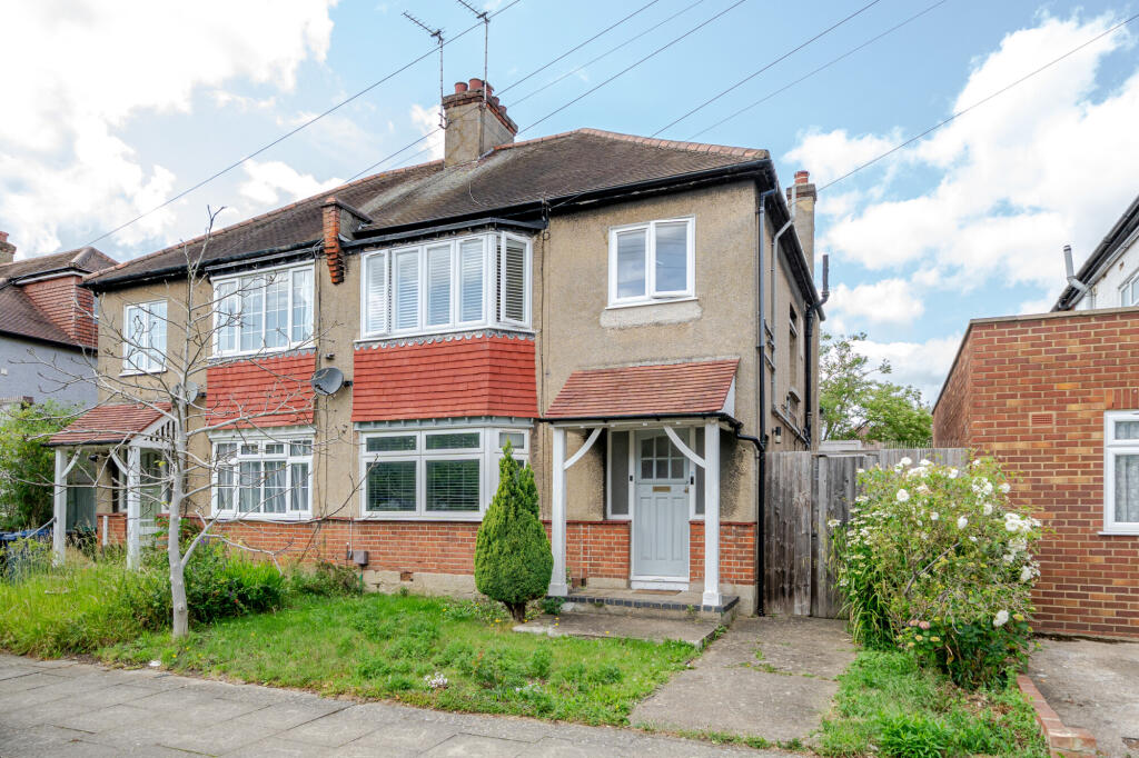Main image of property: Oakleigh Crescent, Whetstone, N20