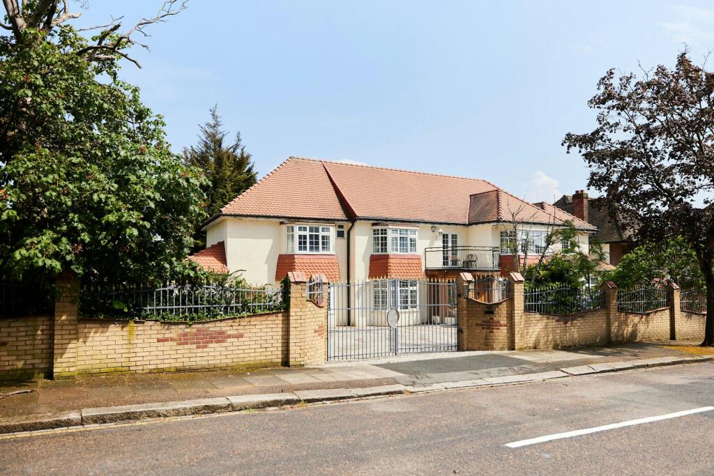 Main image of property: Weymouth Avenue, Mill Hill, NW7