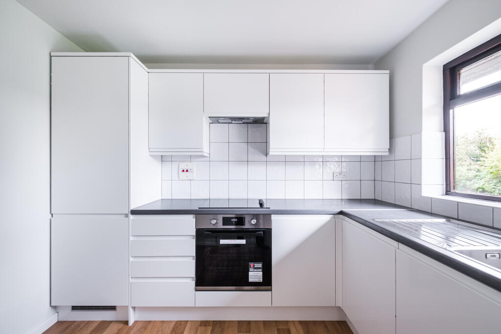 Main image of property: St. Albans Road, High Barnet, EN5