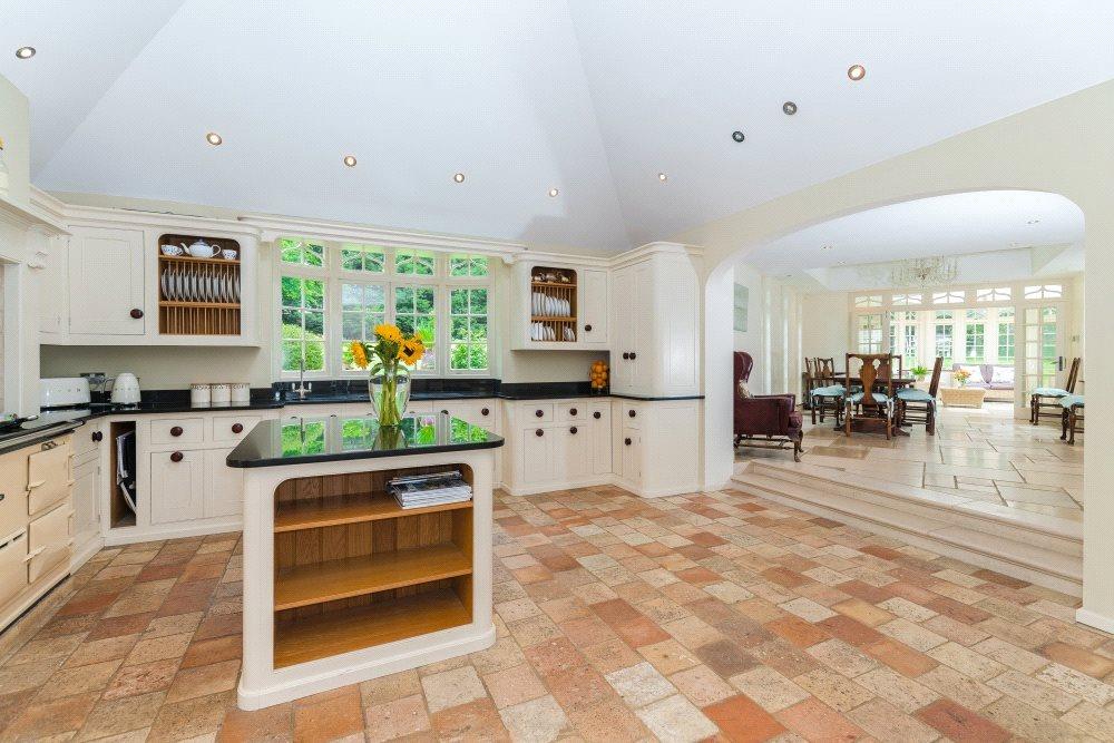 7 bedroom detached house for sale in Halstead Hill, Goffs Oak, Waltham