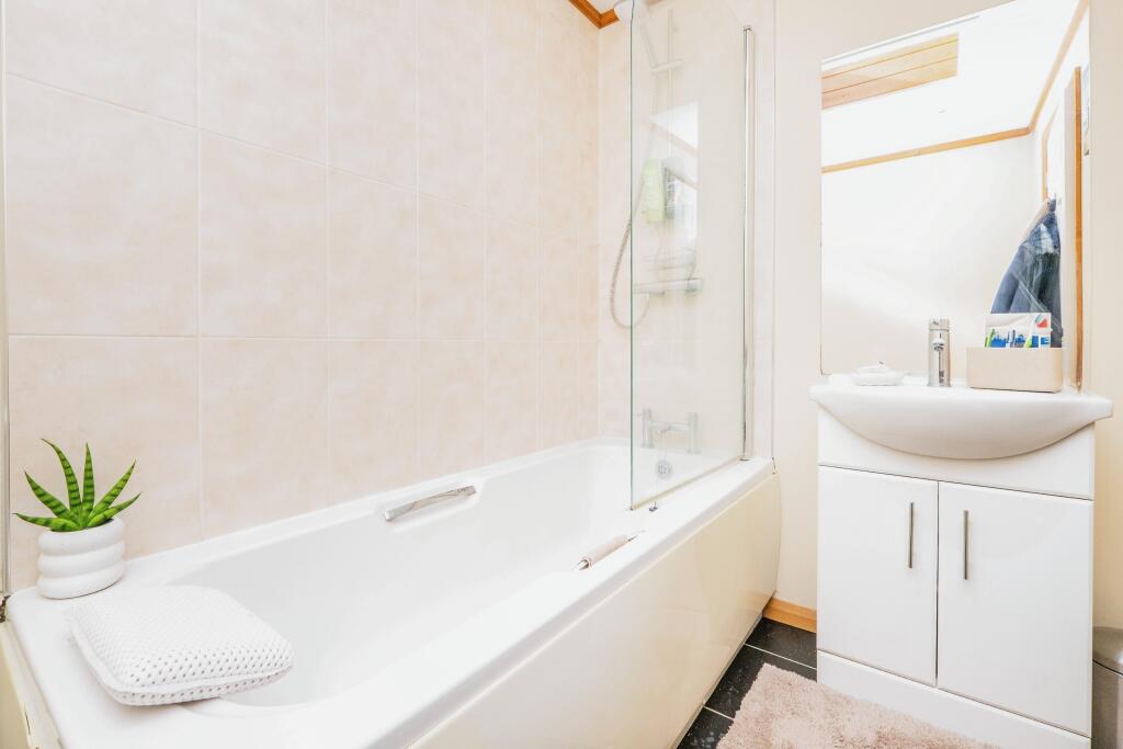 Additional property image - Riverside Park, Upper Beeding, West Sussex, BN44