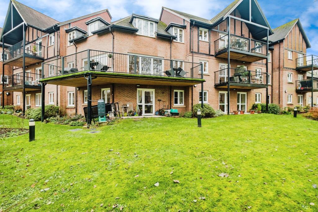 Main image of property: Meadowside, Storrington, Pulborough, West Sussex, RH20
