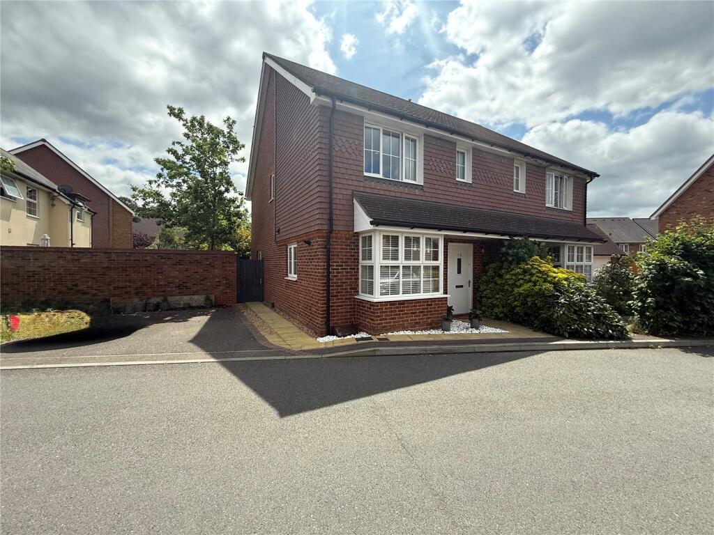 Main image of property: Honeysuckle Drive, Billingshurst, West Sussex, RH14