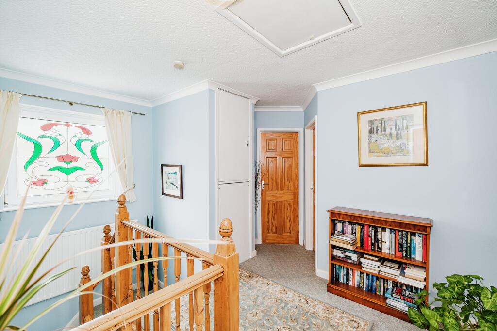 Additional property image - Sea Lane, Goring-by-Sea, Worthing, West Sussex, BN12