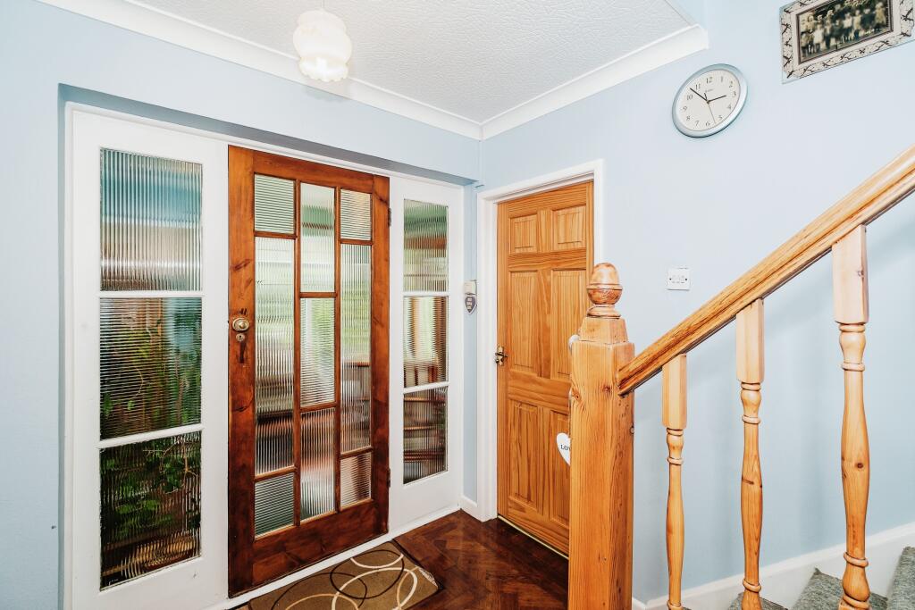 Additional property image - Sea Lane, Goring-by-Sea, Worthing, West Sussex, BN12