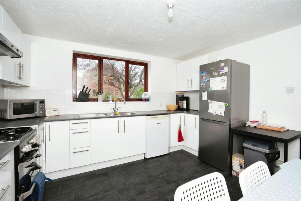 Additional property image - Shandon Gardens, WORTHING, West Sussex, BN14