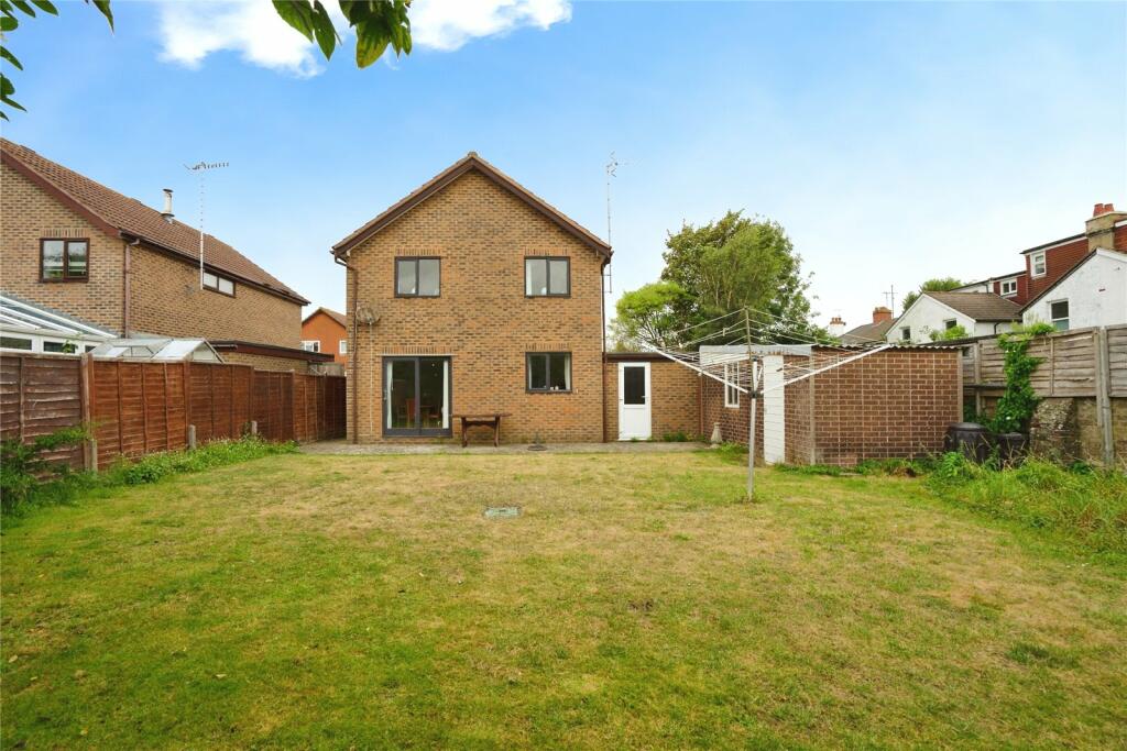 Additional property image - Shandon Gardens, WORTHING, West Sussex, BN14