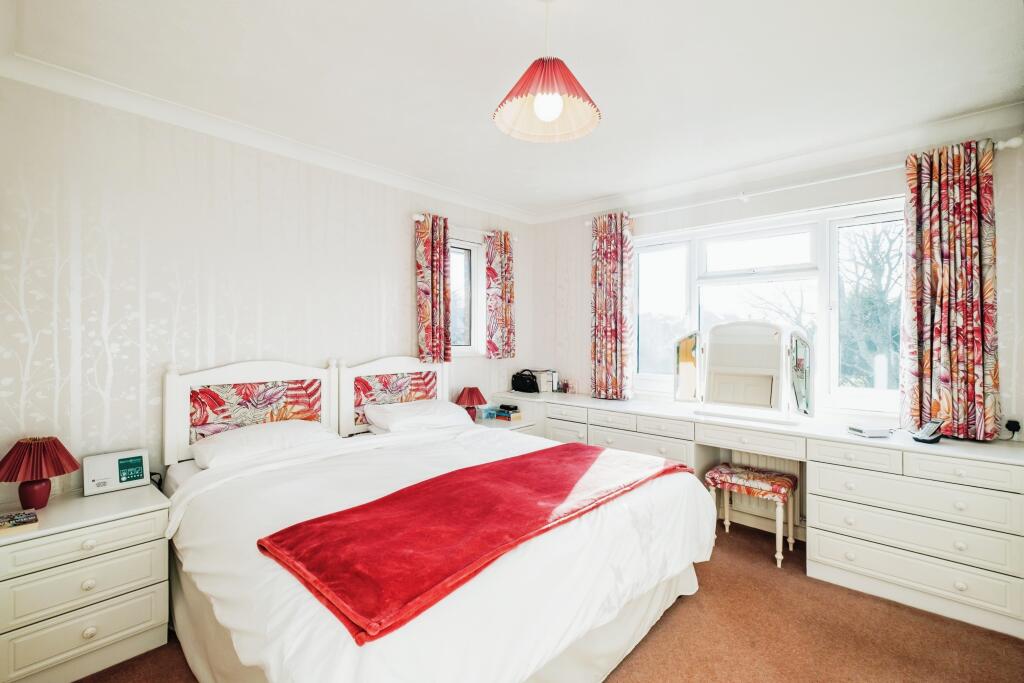 Additional property image - Ashurst Drive, Goring-by-Sea, Worthing, West Sussex, BN12