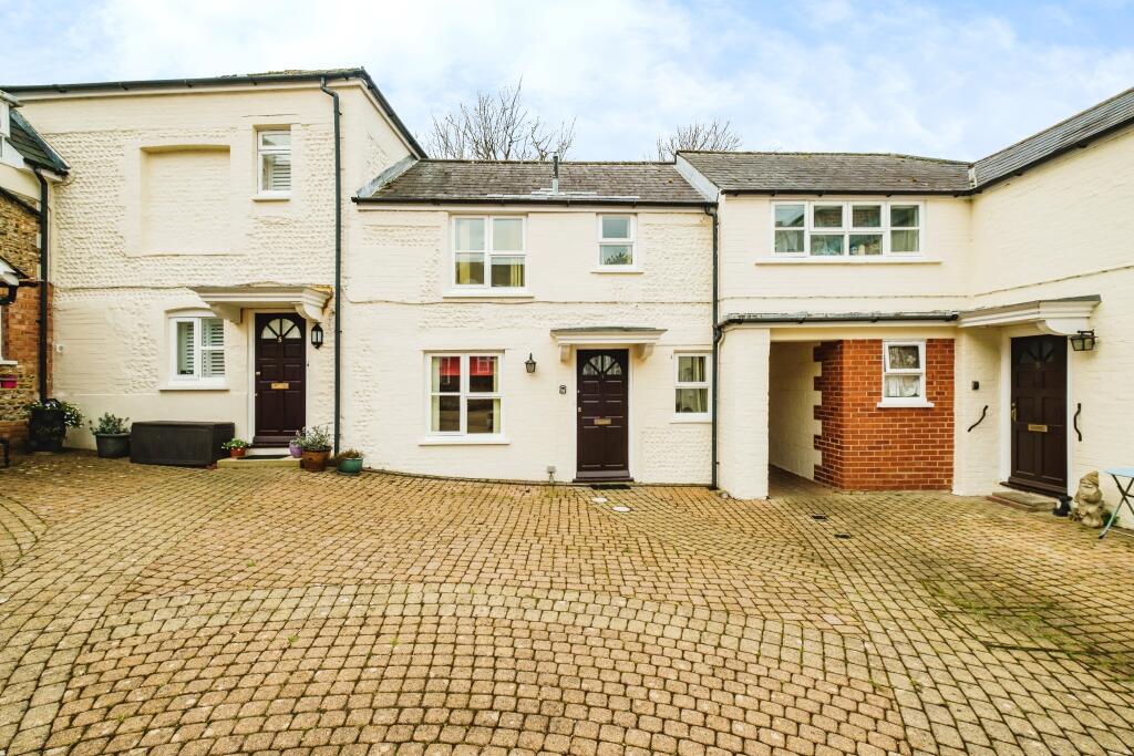Main image of property: Winterton Lodge, Goda Road, Littlehampton, West Sussex, BN17