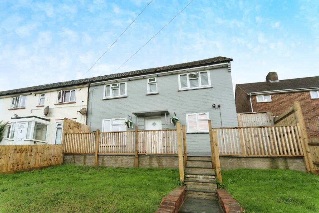 3 bedroom end of terrace house for sale in The Crestway, Brighton, East Sussex, BN1