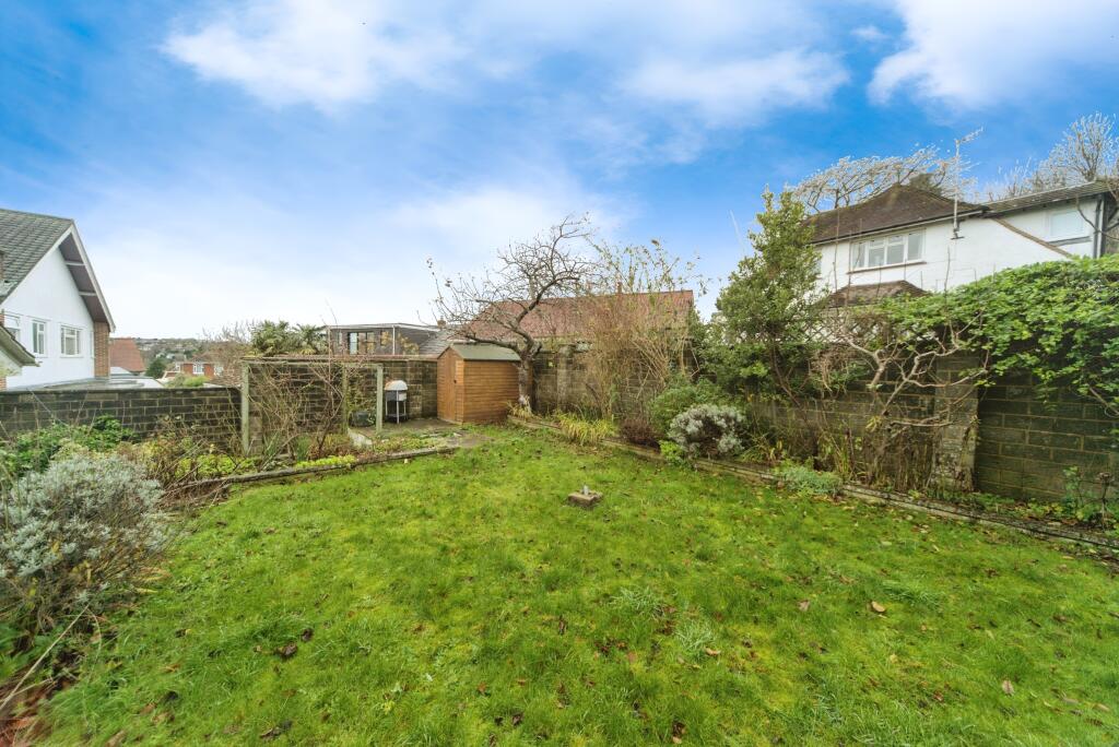 Additional property image - Surrenden Crescent, Brighton, East Sussex, BN1