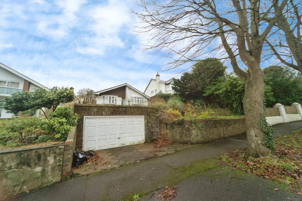 Additional property image - Surrenden Crescent, Brighton, East Sussex, BN1