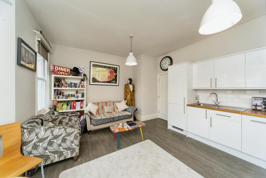Additional property image - Springfield Road, Brighton, East Sussex, BN1