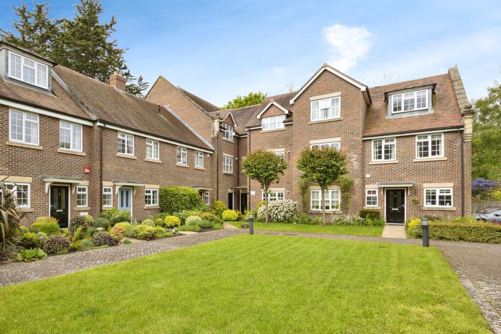 Main image of property: St. Bartholomews Close, Chichester, West Sussex, PO19