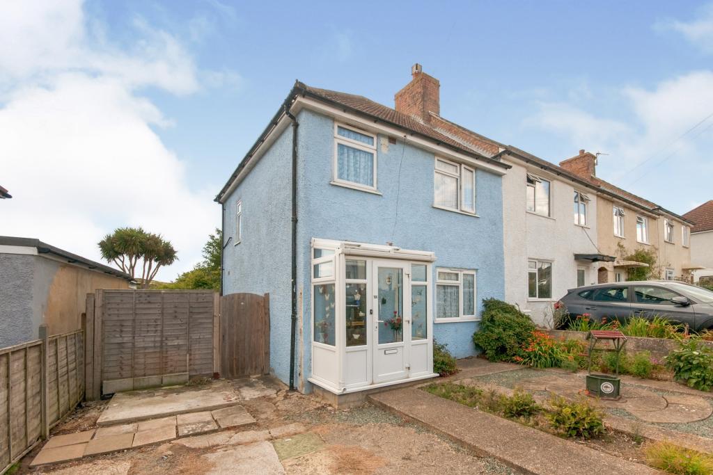 3 bedroom end of terrace house for sale in Gibbon Road, Newhaven, East