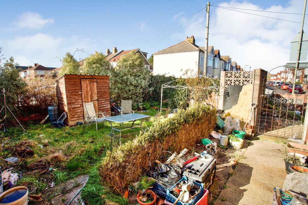 3 bedroom semidetached house for sale in Mayfield Road, Gosport