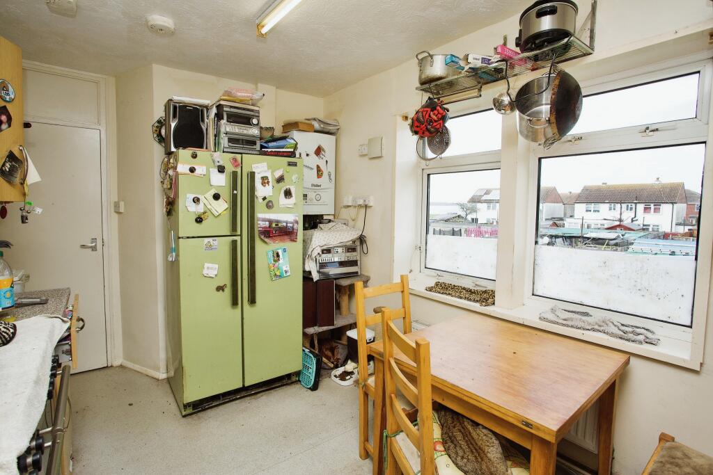 2 bedroom for sale in Kenwood Road, Portchester, Fareham