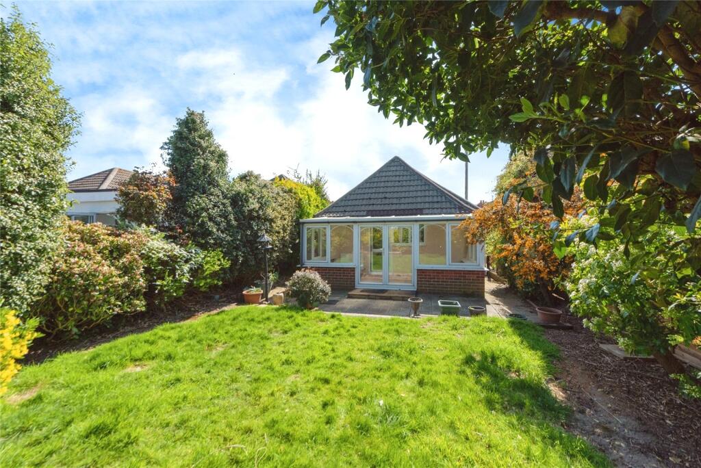 Main image of property: Raynes Road, Lee-on-the-Solent, Hampshire, PO13