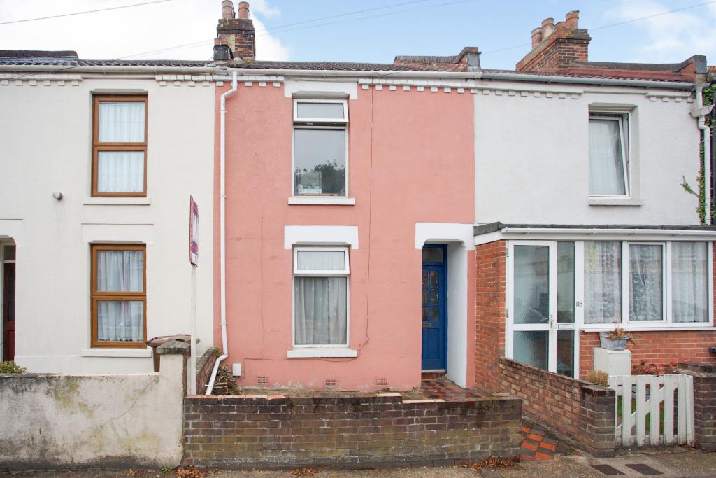 2 bedroom terraced house for sale in Whitworth Road, Gosport, Hampshire