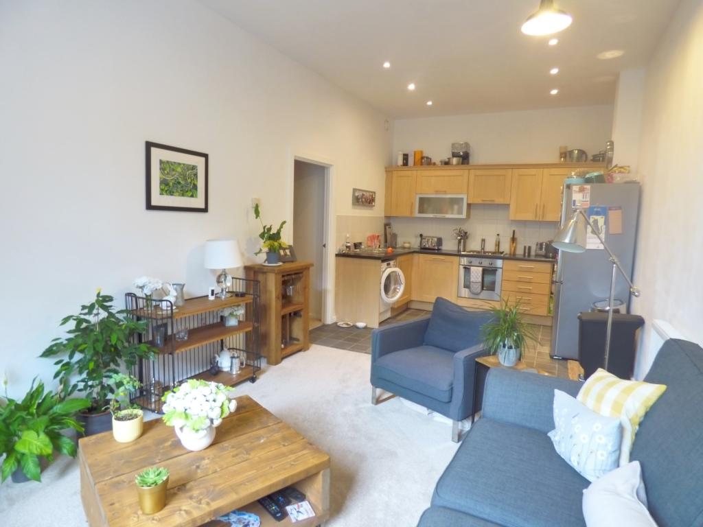 2 bedroom flat for sale in St. Walk, Gosport, Hampshire, PO12
