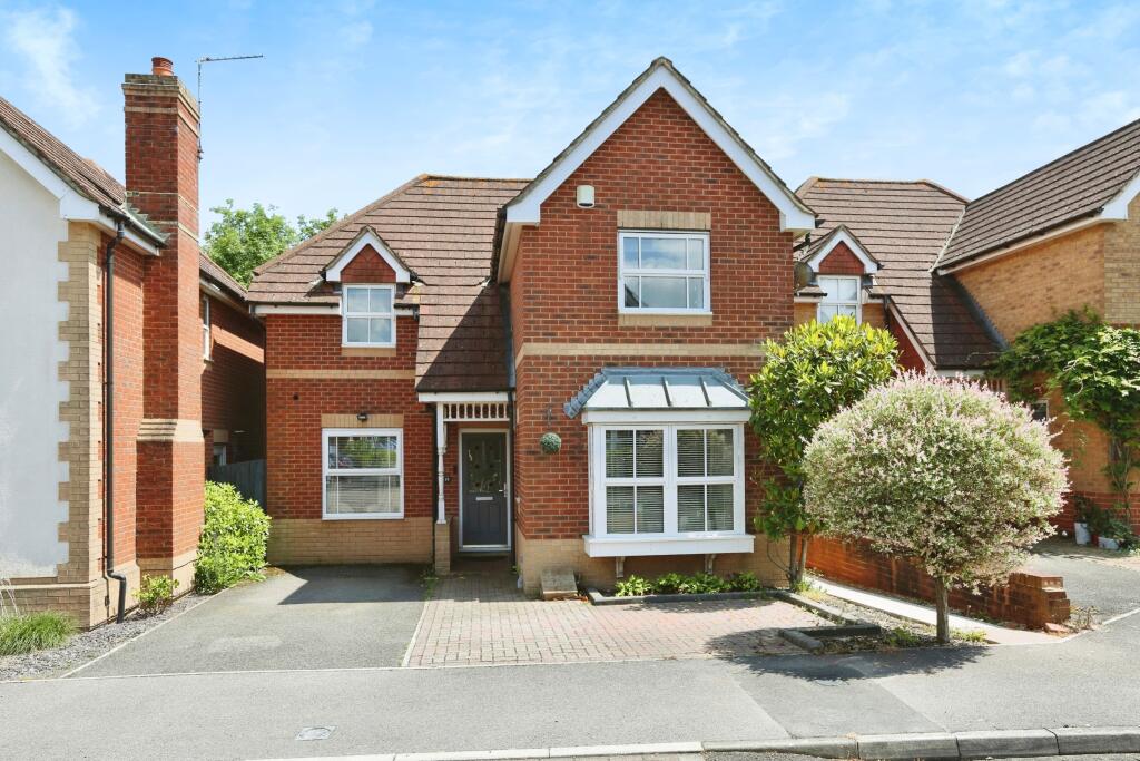 Main image of property: Valerian Avenue, Fareham, Hampshire, PO15