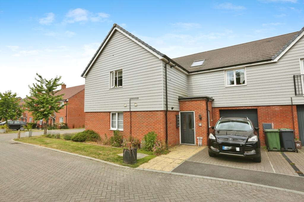 2 bedroom flat for sale in Bowers Drive, SOUTHAMPTON, Hampshire, SO31