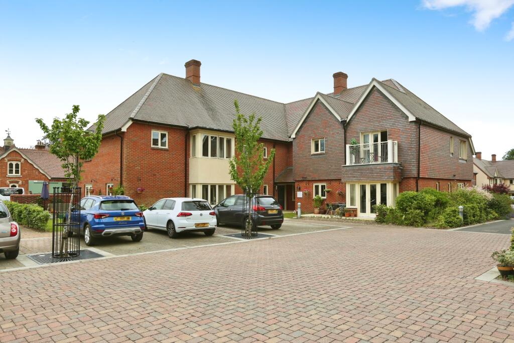 1 bedroom flat for sale in Park Retirement Village, 1